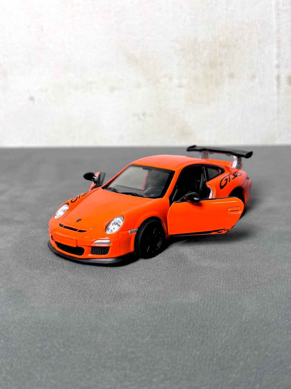 Diecast model 014 - Image 3