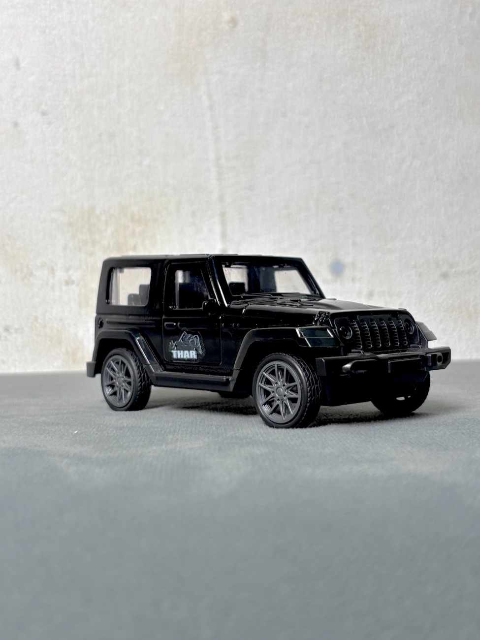 Diecast model 013 - Image 3